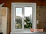 Установка окна на кухне закончена