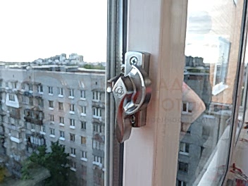 Остекление раздвижными окнами Slidors